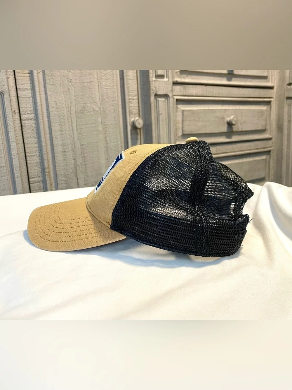 The North Face Truckers Hat - Unisex -Tan/Black -Adjustable- Clean Condition